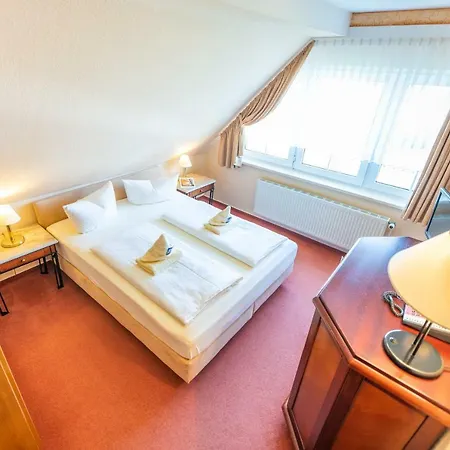 Altglowe Hotel Garni Hotel