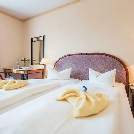 Altglowe Hotel Garni Hotel Glowe