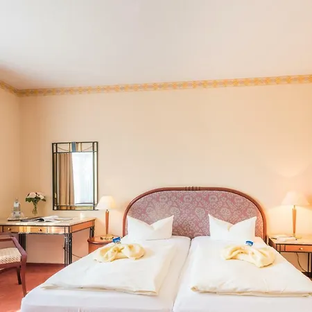 Altglowe Hotel Garni 4* Glowe