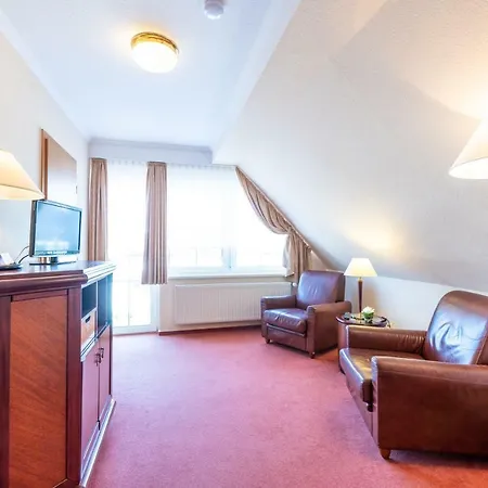 Altglowe Hotel Garni Hotel 4*