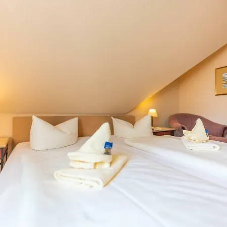 Altglowe Hotel Garni Hotel