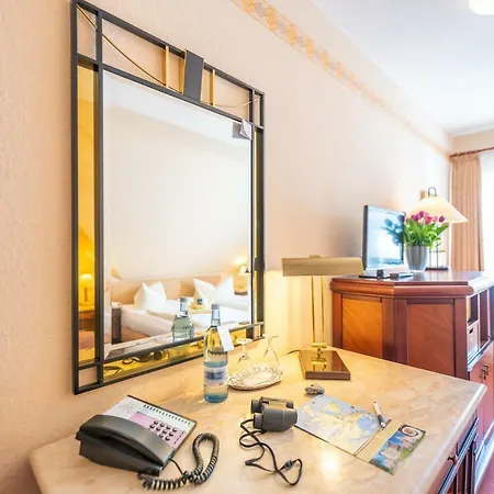 Altglowe Hotel Garni Glowe