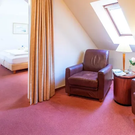 Altglowe Hotel Garni Hotel 4*